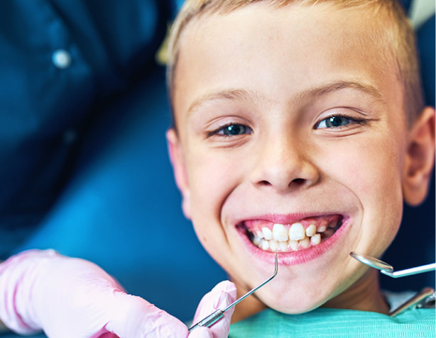Лечение постоянных зубов у детей в Калининграде