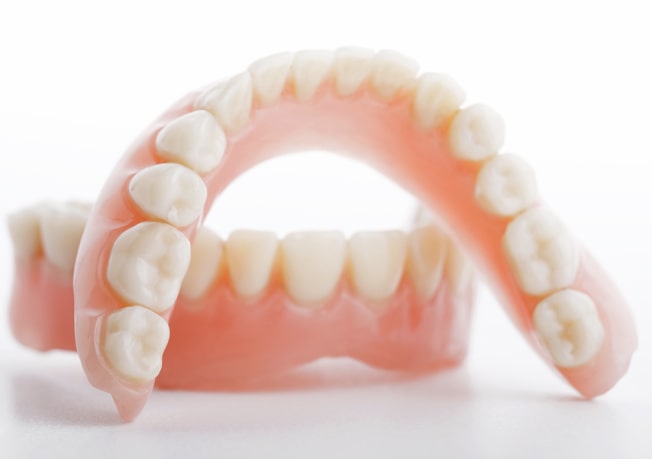 Протезирование зубов в Стомик